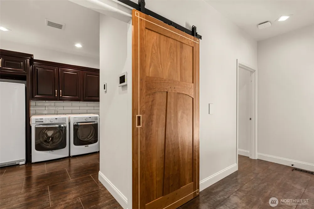 262 42nd Court NW East Wenatchee, WA 98802