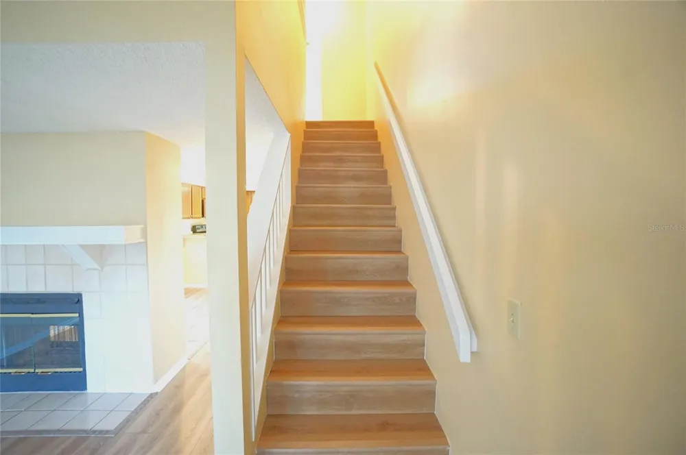 2263 FLETCHERS POINT CIRCLE Tampa, FL 33613