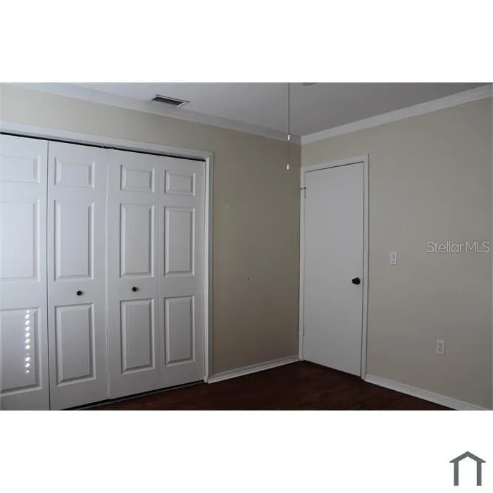 8605 CHAMPLAIN COURT #84 Tampa, FL 33614