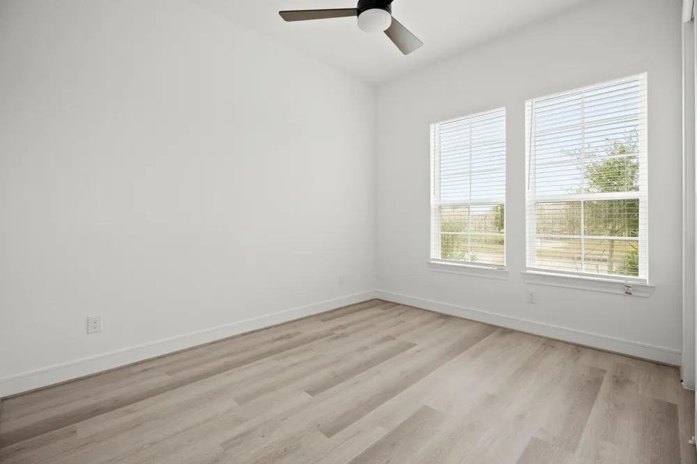 1801 N Wildflower Drive Deer Park, TX 77536