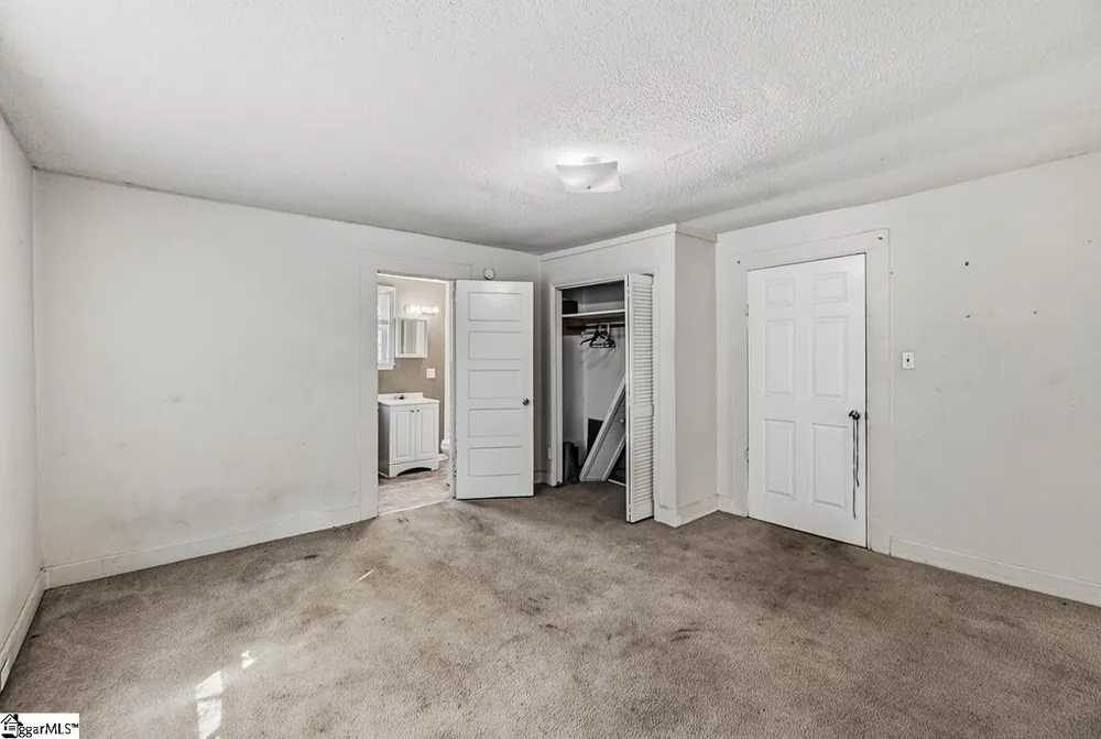 310 Hawkins Street Wellford, SC 29385