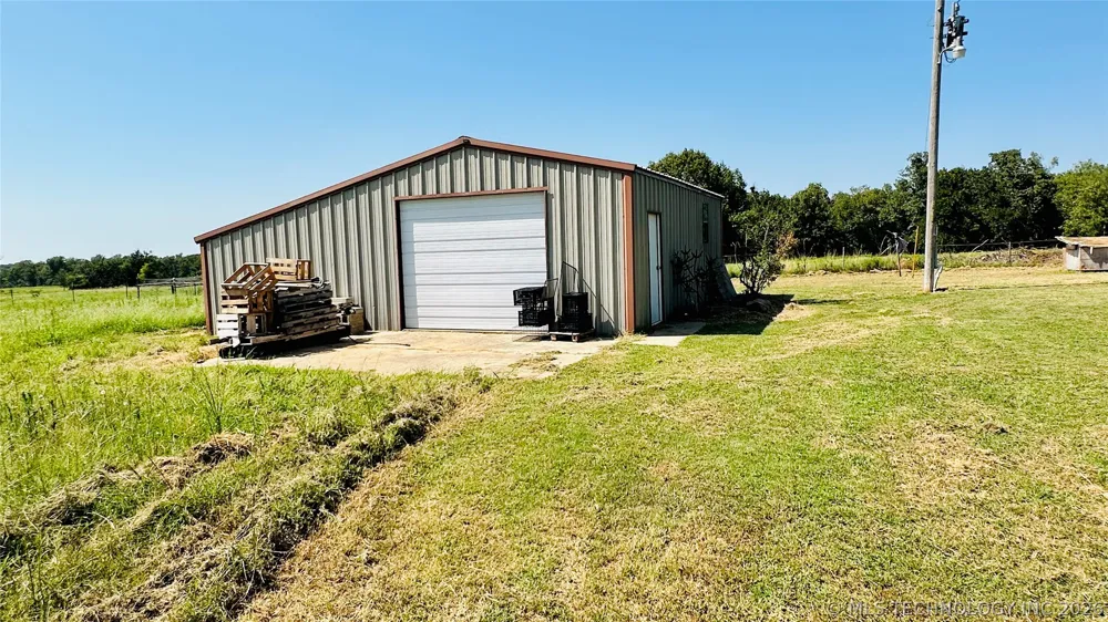 32685 W 301st Street S Bristow, OK 74010
