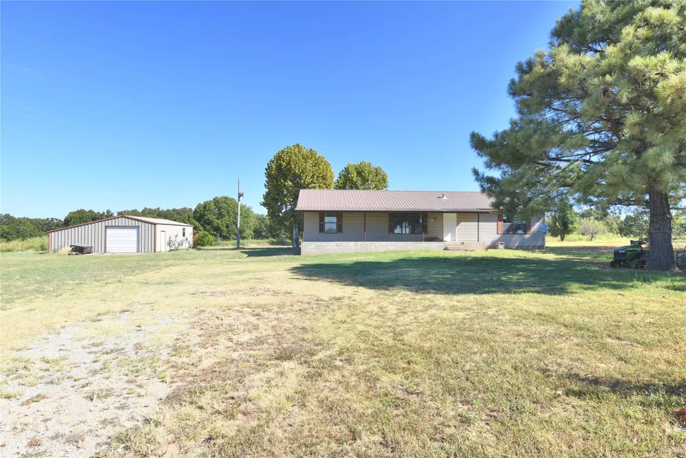 32685 W 301st Street S Bristow, OK 74010