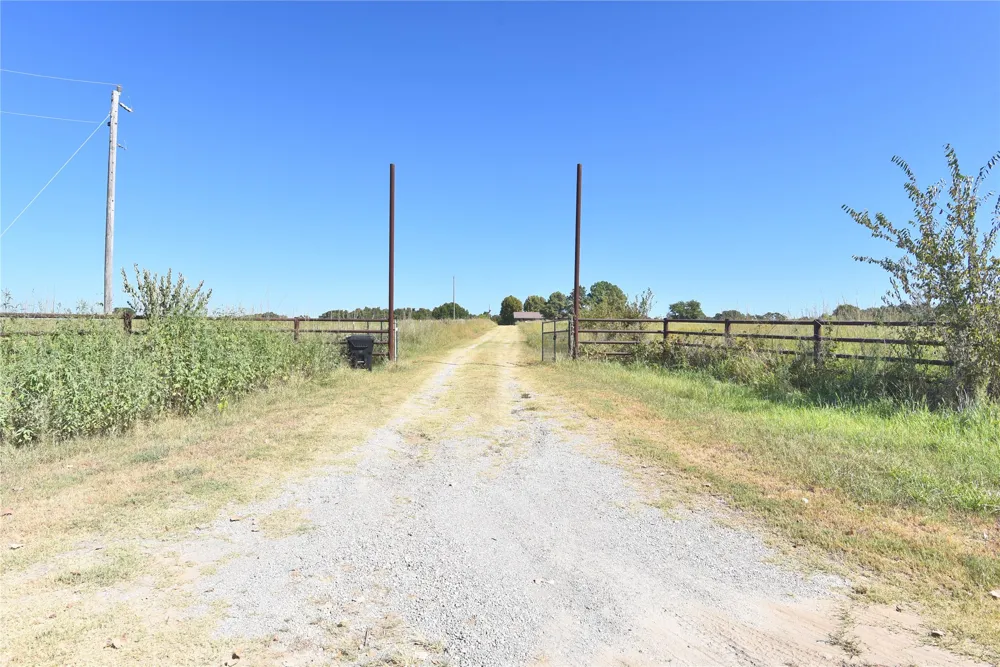 32685 W 301st Street S Bristow, OK 74010