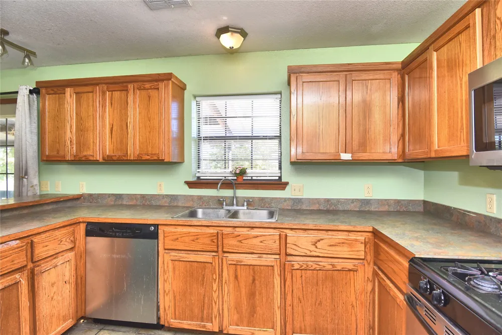 32685 W 301st Street S Bristow, OK 74010