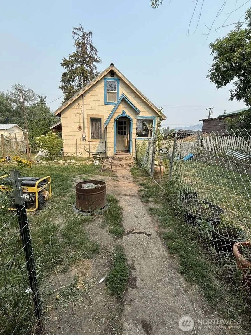 54 Adams Street Republic, WA 99166