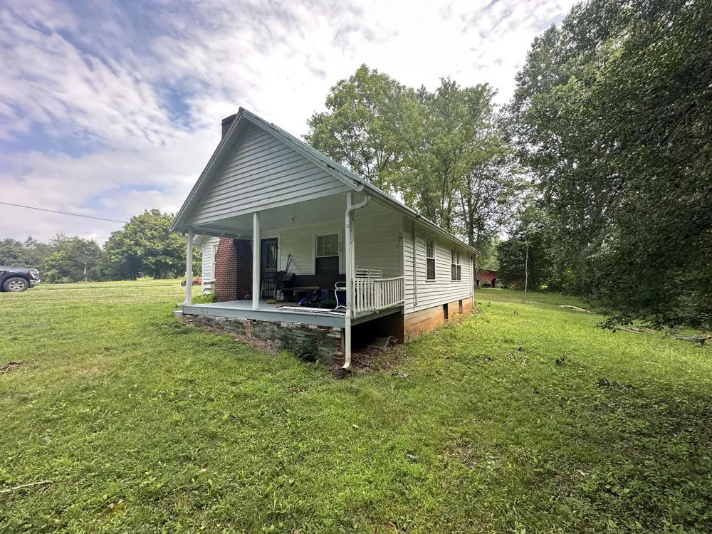 1148 Plum Creek Rd Sparta, TN 38583
