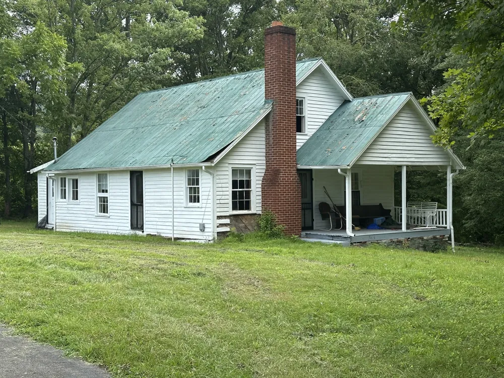 1148 Plum Creek Rd Sparta, TN 38583