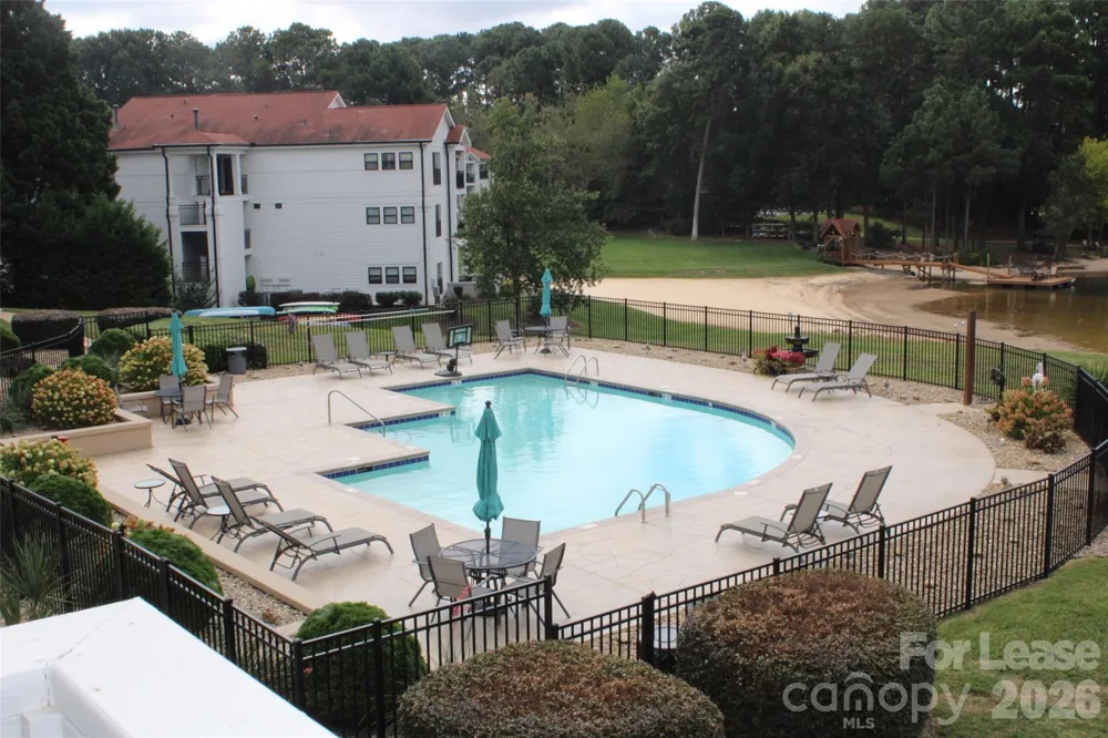 17919 Kings Point Drive #E Cornelius, NC 28031