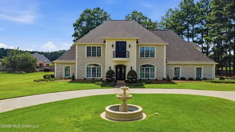 301 Pinehurst Circle
