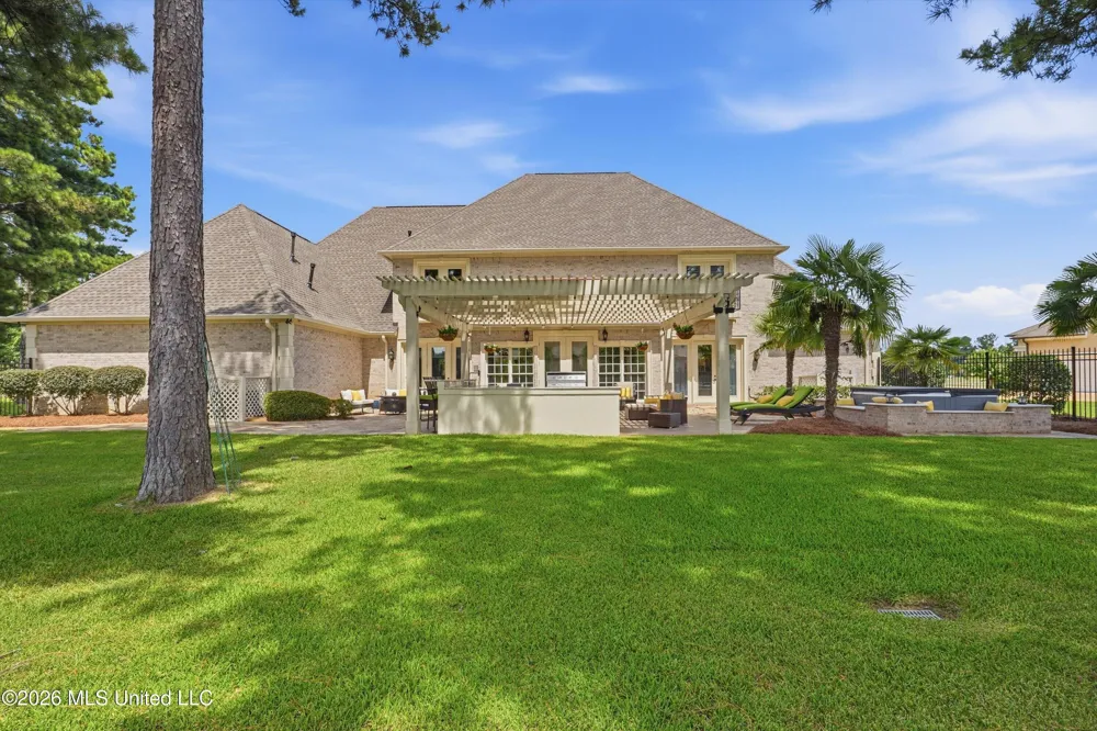 301 Pinehurst Circle Ridgeland, MS 39157