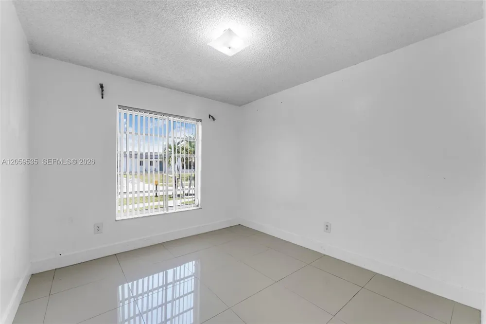 15543 SW 107th Ct Miami, FL 33157