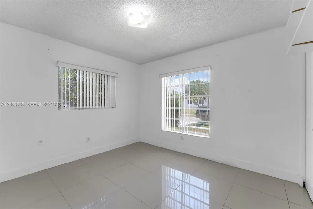 15543 SW 107th Ct Miami, FL 33157