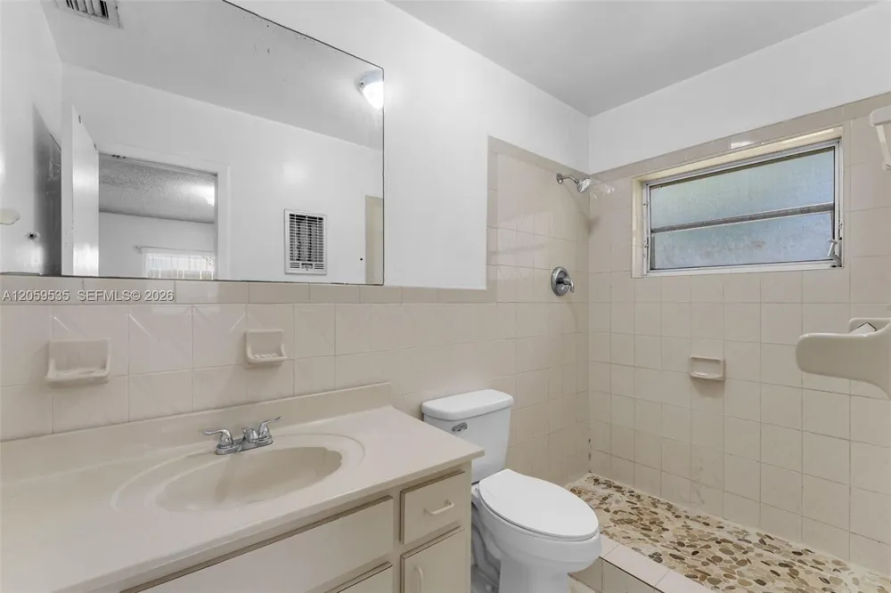 15543 SW 107th Ct Miami, FL 33157
