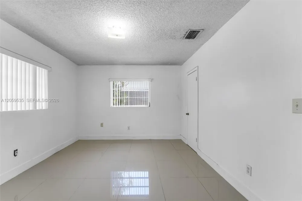 15543 SW 107th Ct Miami, FL 33157