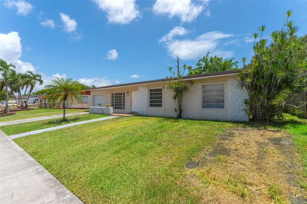 15543 SW 107th Ct Miami, FL 33157