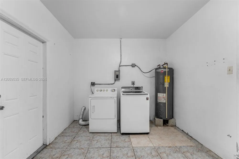 15543 SW 107th Ct Miami, FL 33157