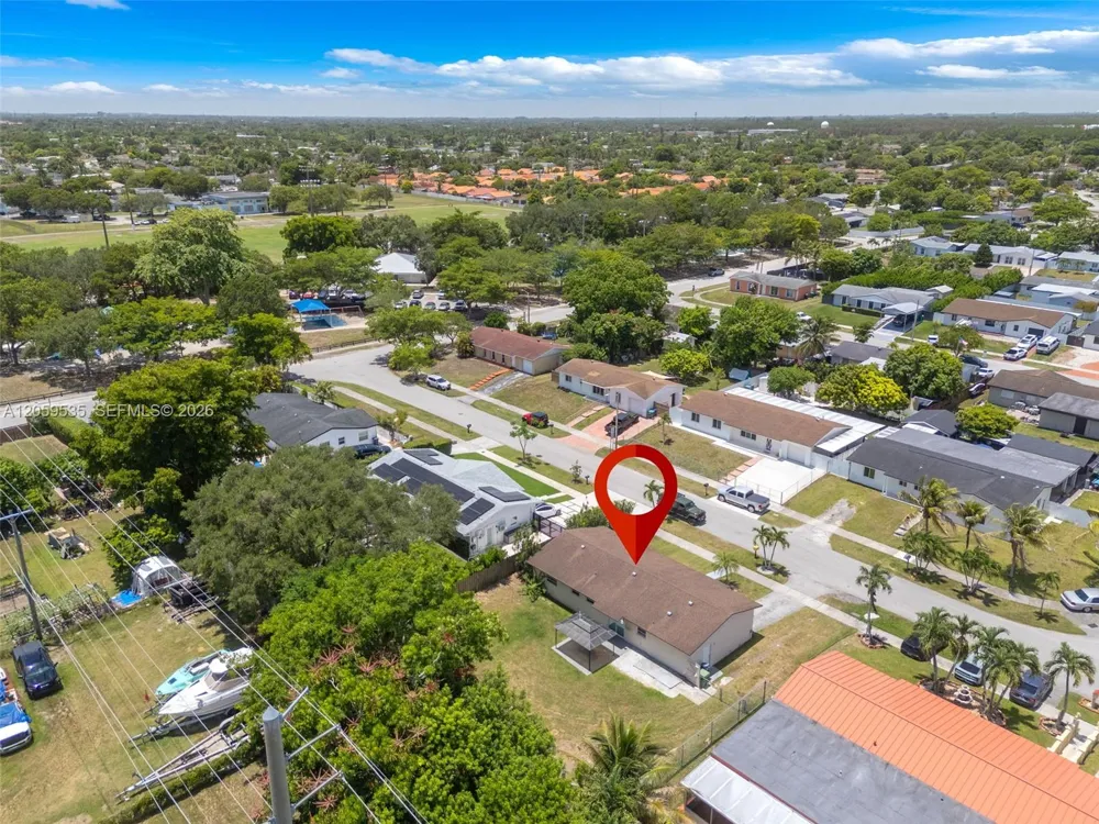 15543 SW 107th Ct Miami, FL 33157
