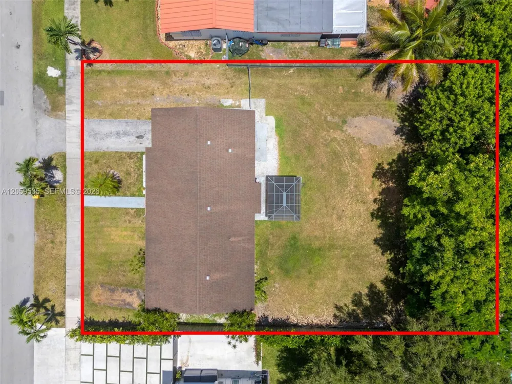 15543 SW 107th Ct Miami, FL 33157