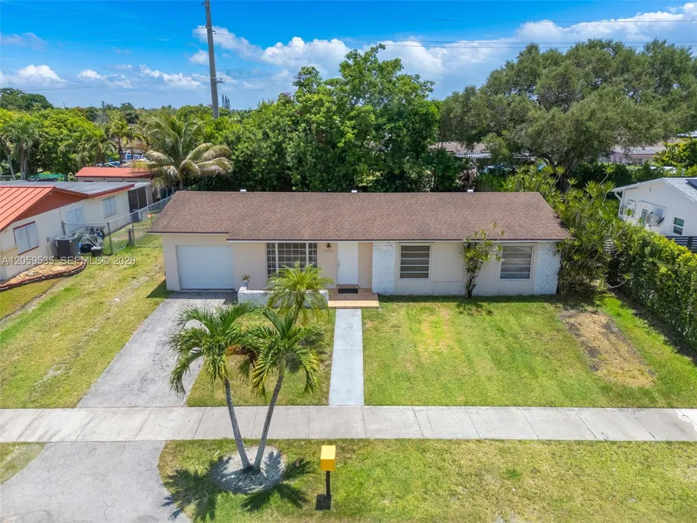 15543 SW 107th Ct Miami, FL 33157