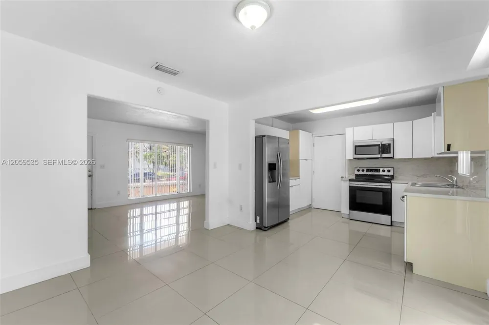 15543 SW 107th Ct Miami, FL 33157
