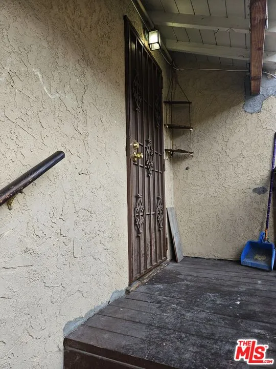 2226 Zoe Avenue Huntington Park, CA 90255