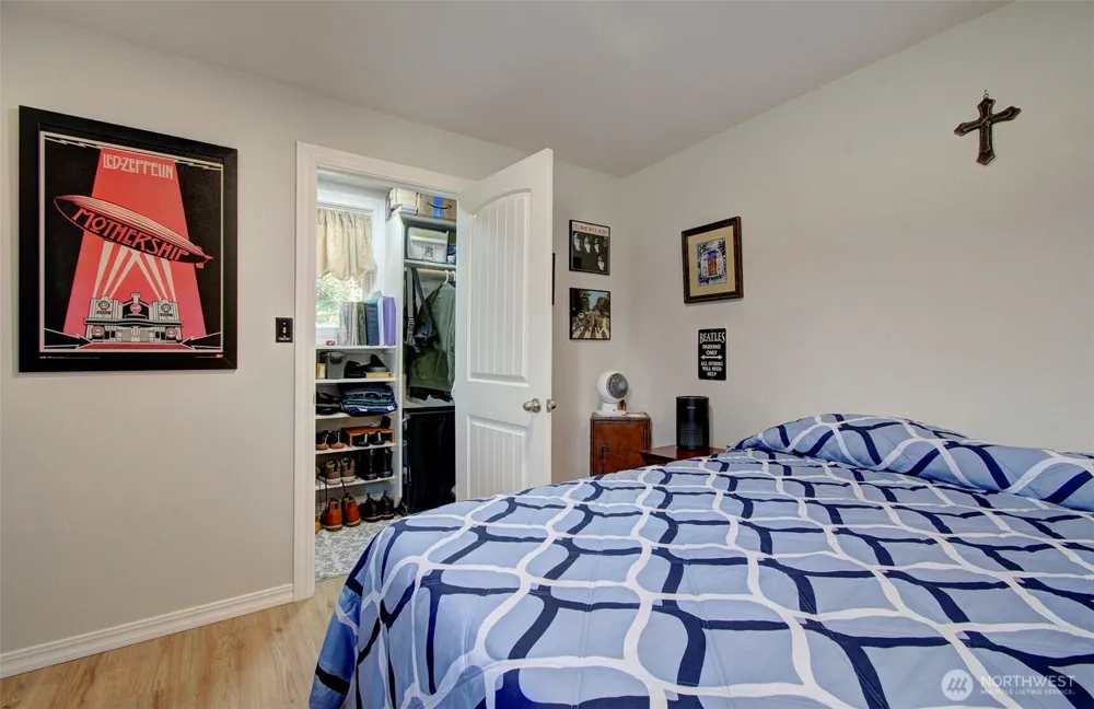 1503 First Street W South Bend, WA 98586