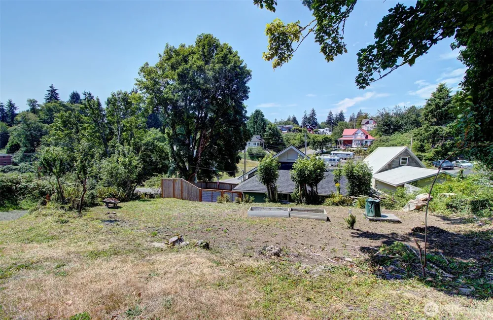 1503 First Street W South Bend, WA 98586