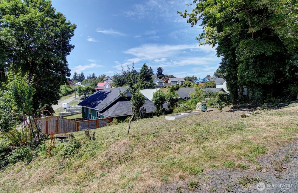 1503 First Street W South Bend, WA 98586
