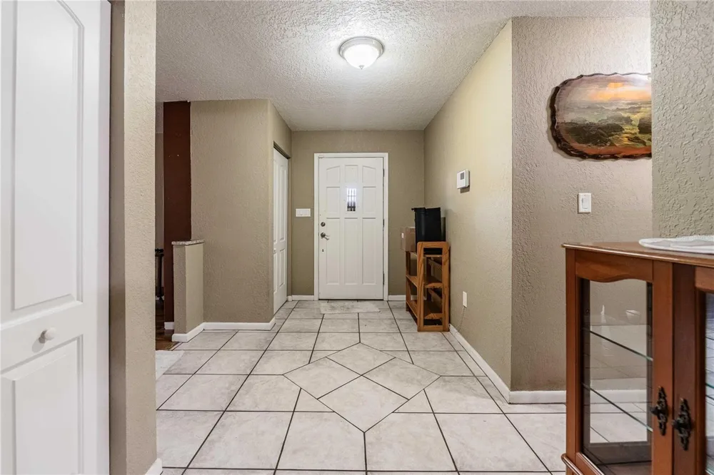 5934 RIDGE DRIVE Lakeland, FL 33813