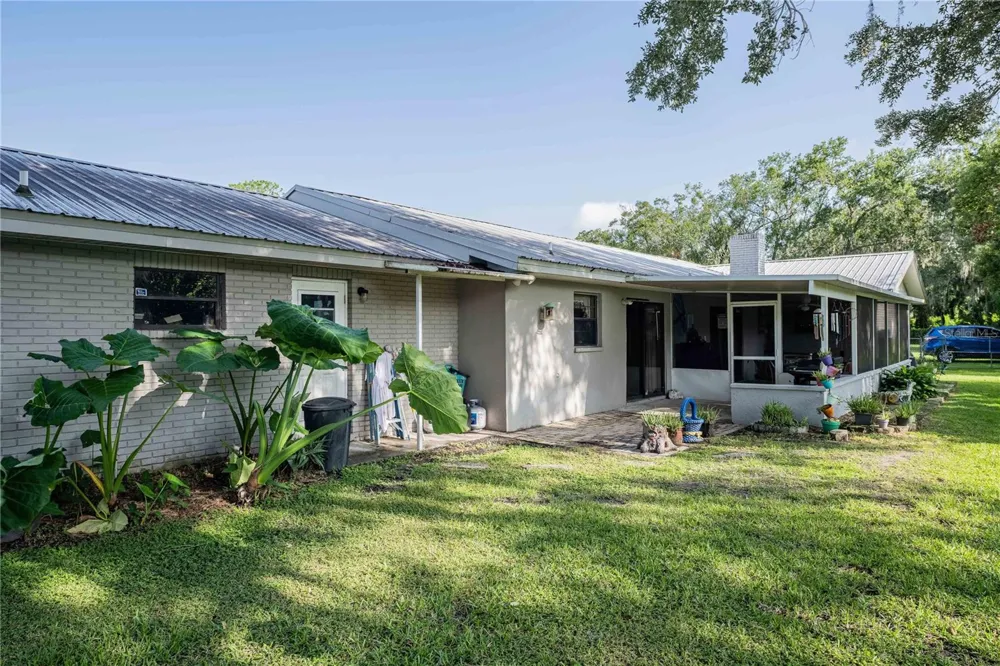 5934 RIDGE DRIVE Lakeland, FL 33813