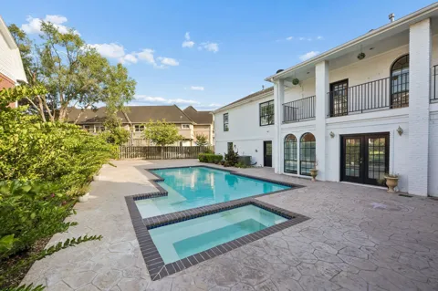 45 Clansmoor Court