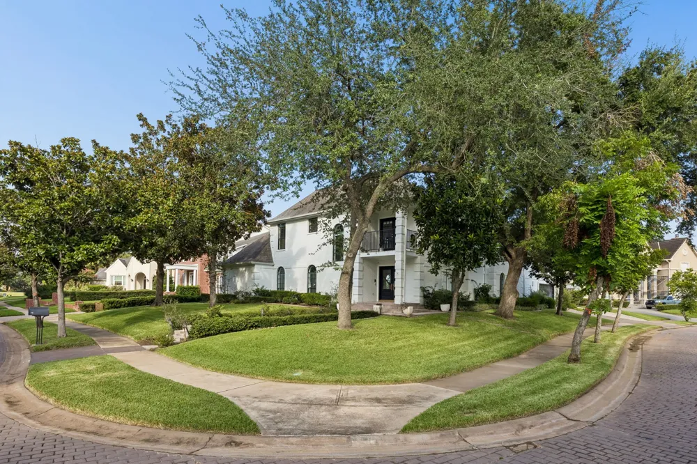 45 Clansmoor Court Sugar Land, TX 77479