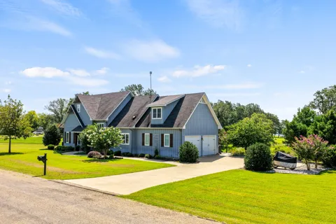 245 Private Road 2714