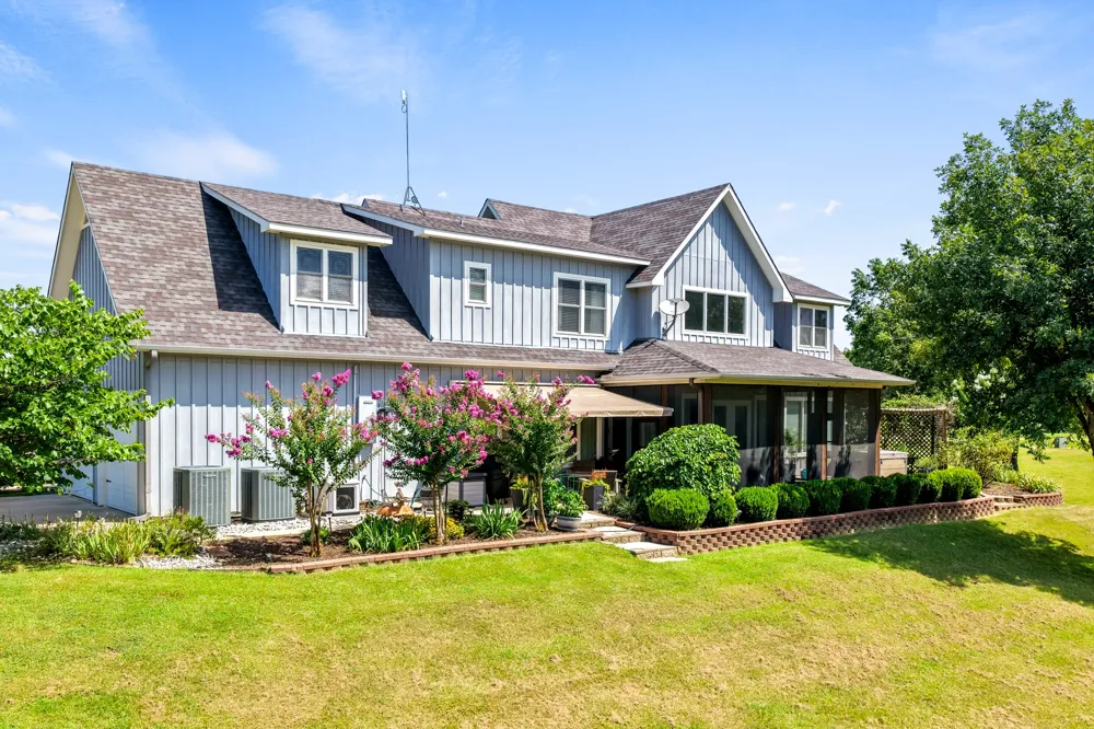 245 Private Road 2714 Mt Pleasant, TX 75455