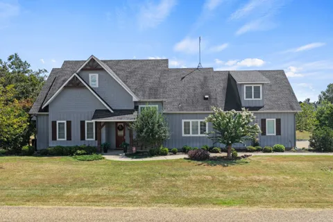 245 Private Road 2714