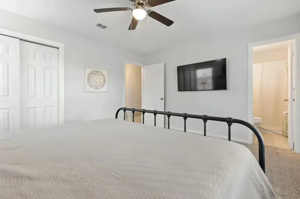 421 Apple Blossom Lane Hurst, TX 76053
