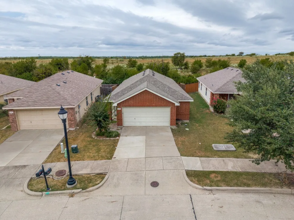 1999 Kickapoo Trail Heartland, TX 75126