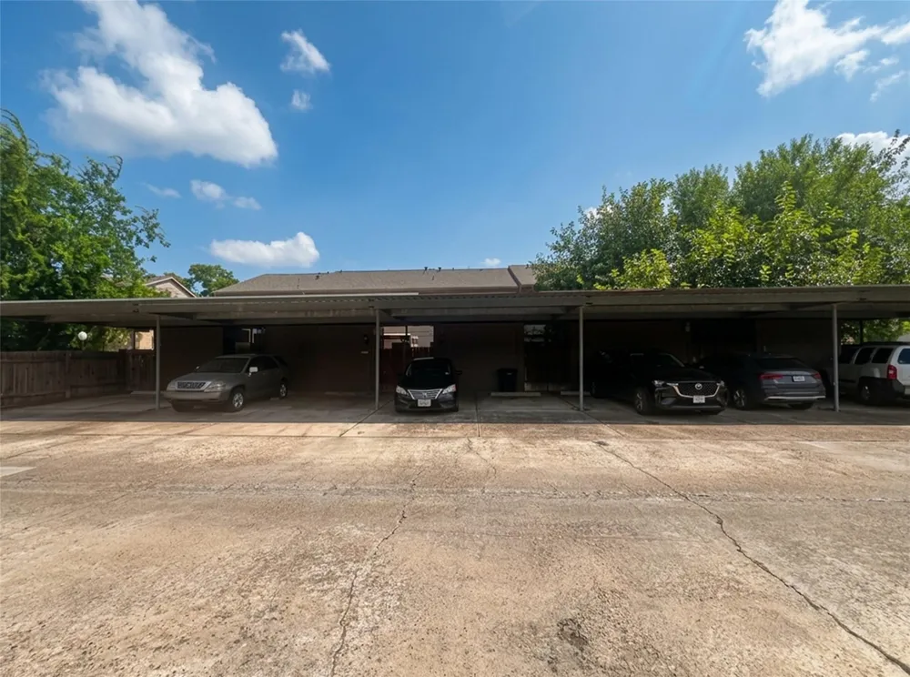7216 Crownwest Street #7216 Houston, TX 77072