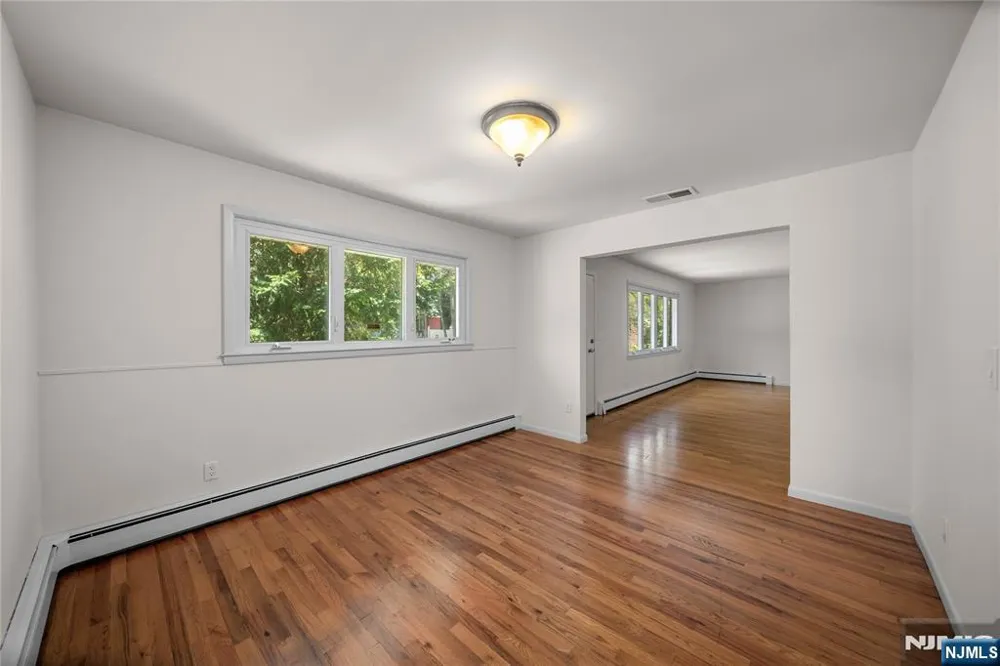 2 Henry Street Englewood Cliffs, NJ 07632