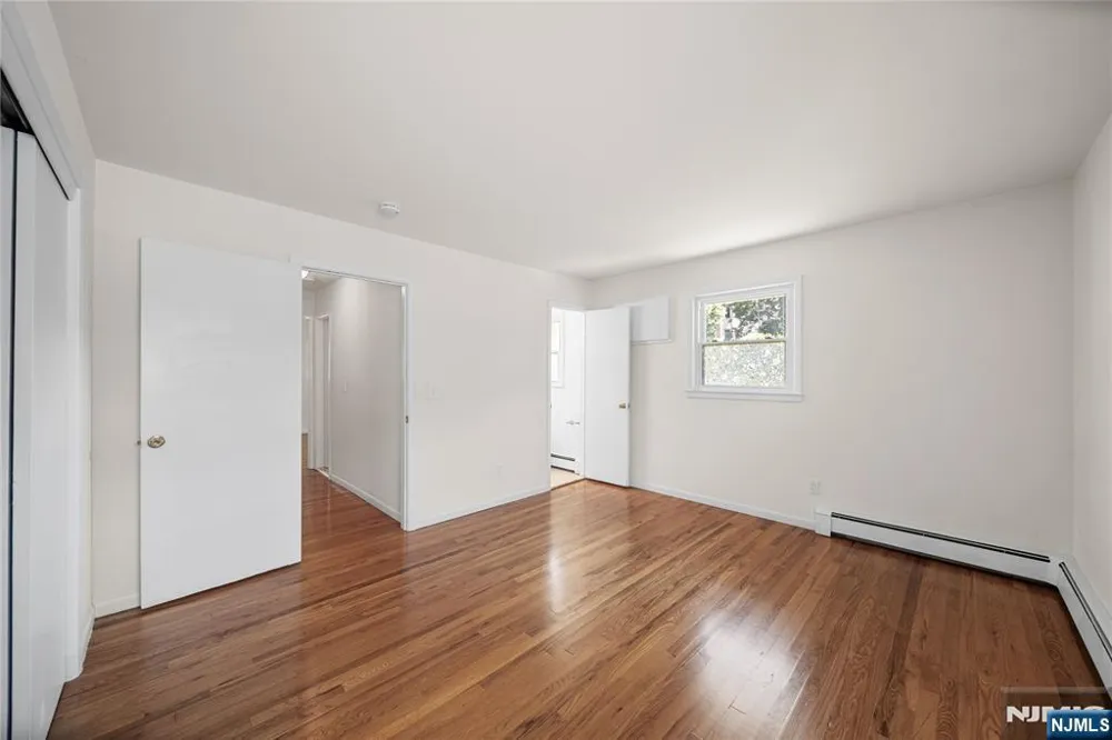 2 Henry Street Englewood Cliffs, NJ 07632
