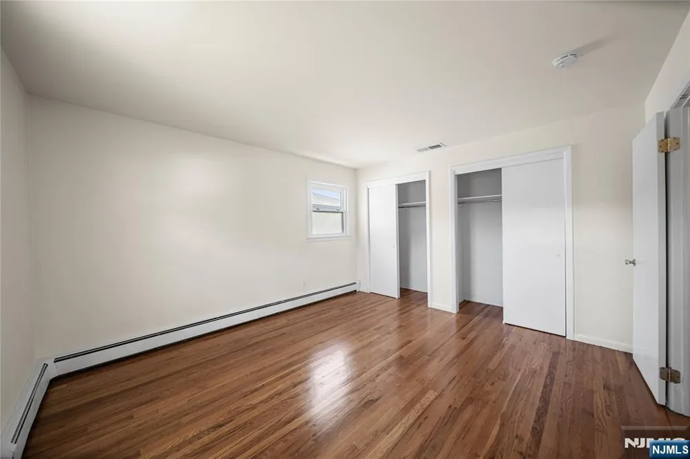 2 Henry Street Englewood Cliffs, NJ 07632