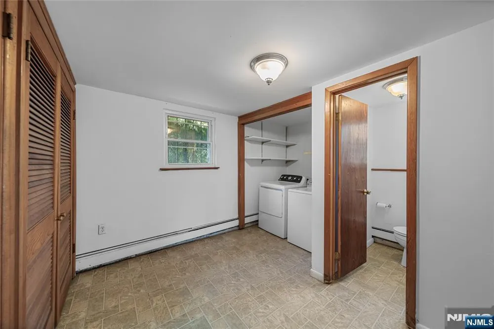 2 Henry Street Englewood Cliffs, NJ 07632