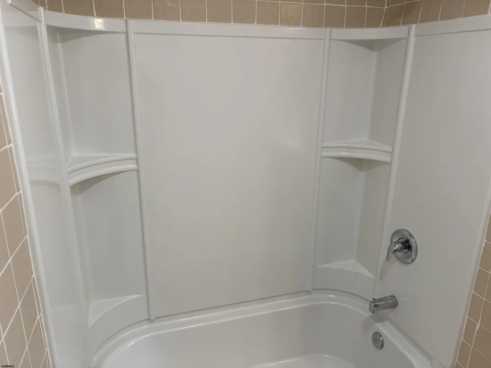 1111 Shelburne Ave Absecon, NJ 08201