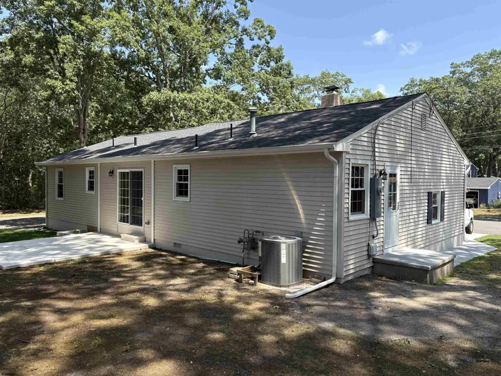 1111 Shelburne Ave Absecon, NJ 08201