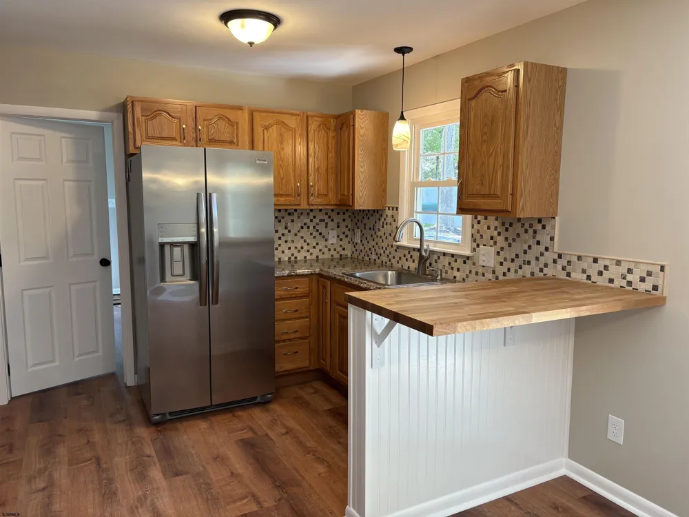 1111 Shelburne Ave Absecon, NJ 08201