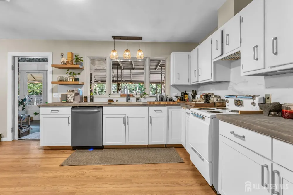 1233 Englishtown Road Old Bridge, NJ 08857