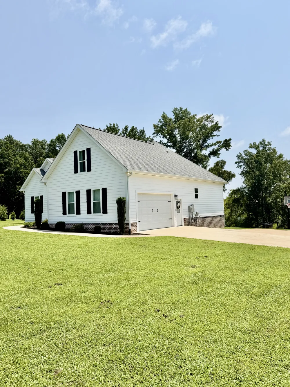 17 Tad Rd Leoma, TN 38468