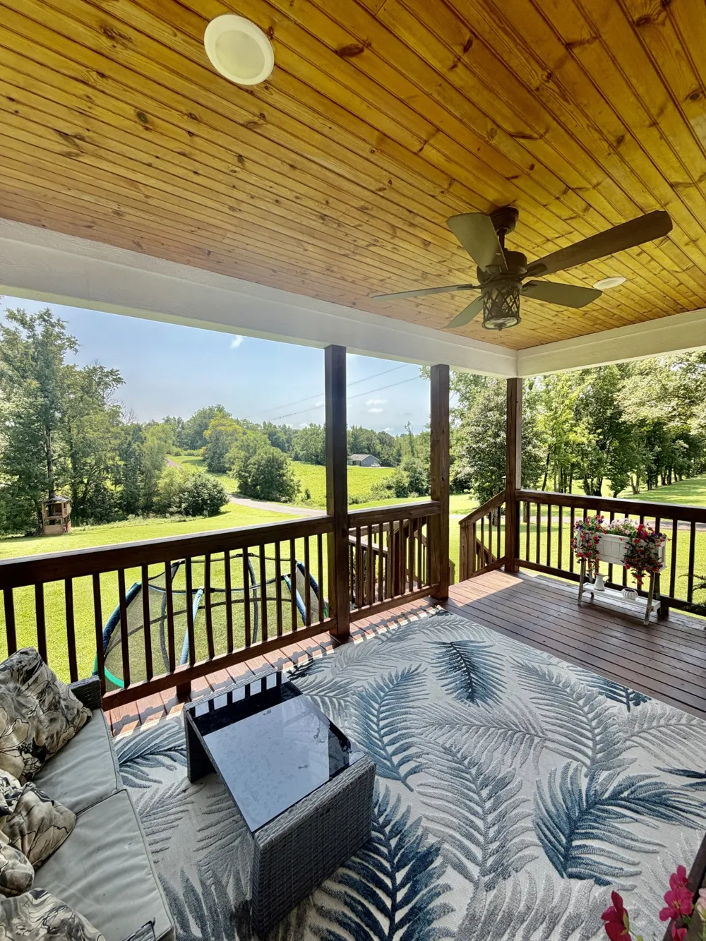17 Tad Rd Leoma, TN 38468