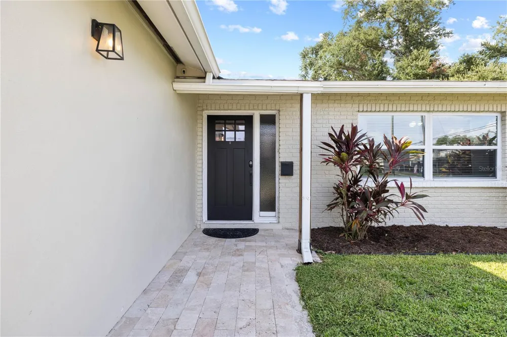 6623 12TH TERRACE St Petersburg, FL 33710